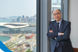 陈局长分享自己对香港的运输及房屋政策的见解。